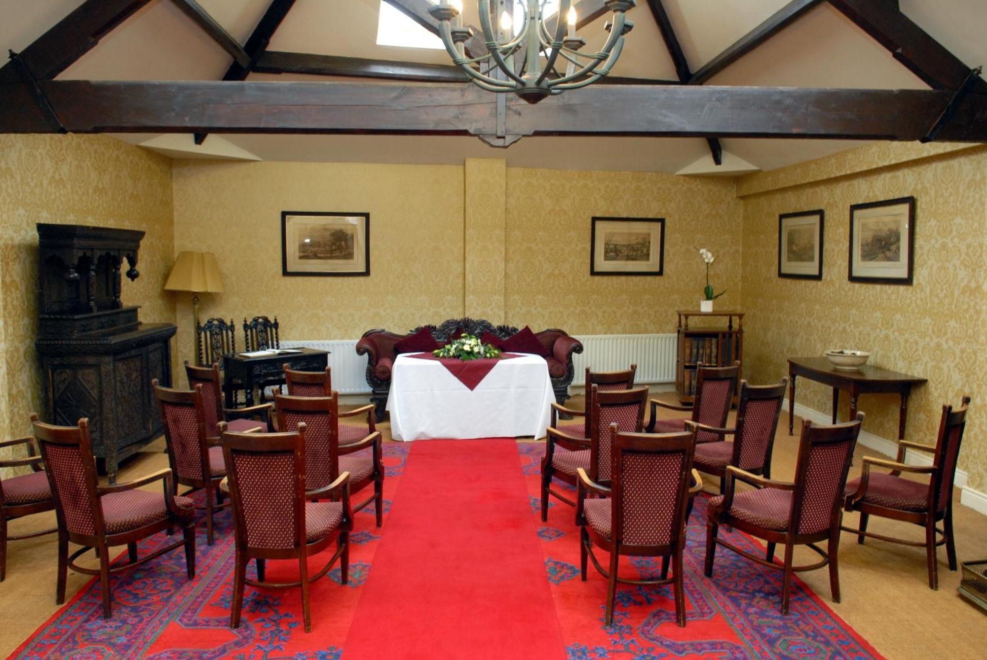 Londonderry Arms Hotel Карнлок Екстериор снимка