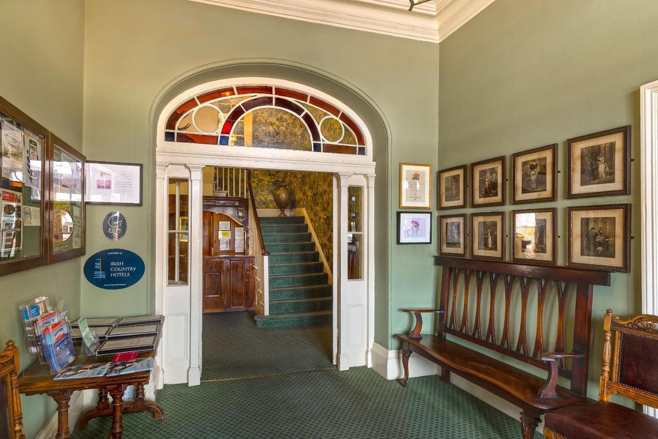 Londonderry Arms Hotel Карнлок Екстериор снимка