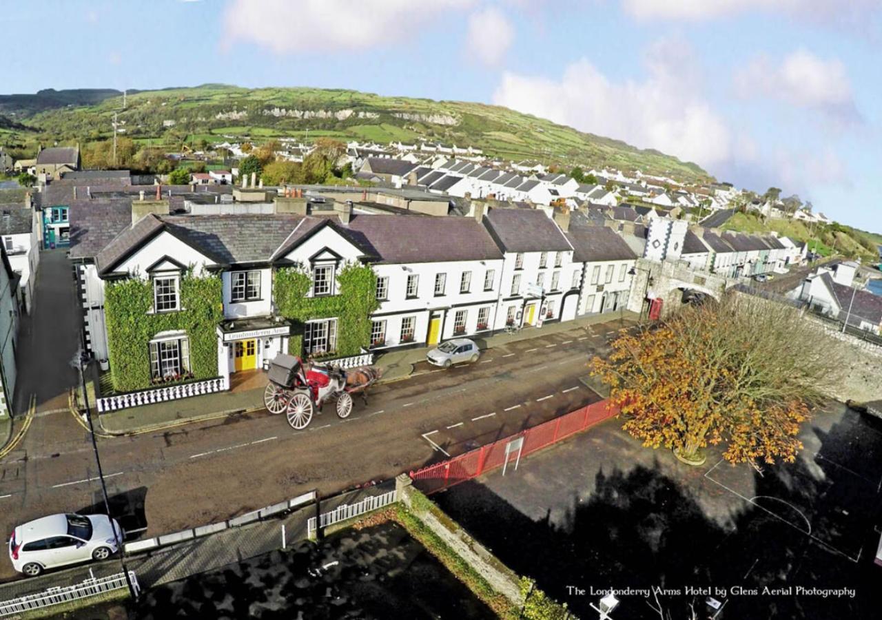Londonderry Arms Hotel Карнлок Екстериор снимка