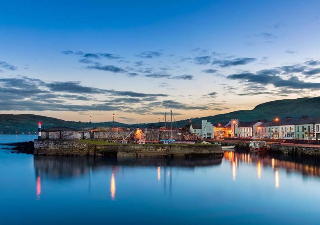 Londonderry Arms Hotel Карнлок Екстериор снимка